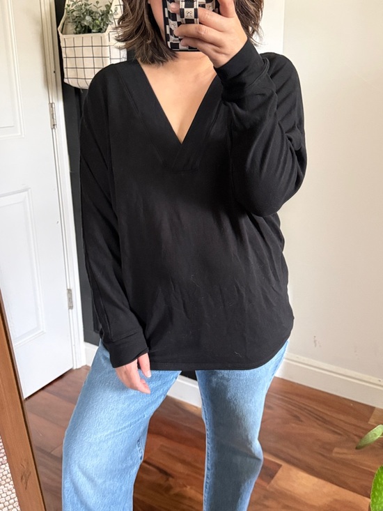 Hatch Tops - HATCH The Visitor V Neck Tencel Oversized Top. 1/ Small